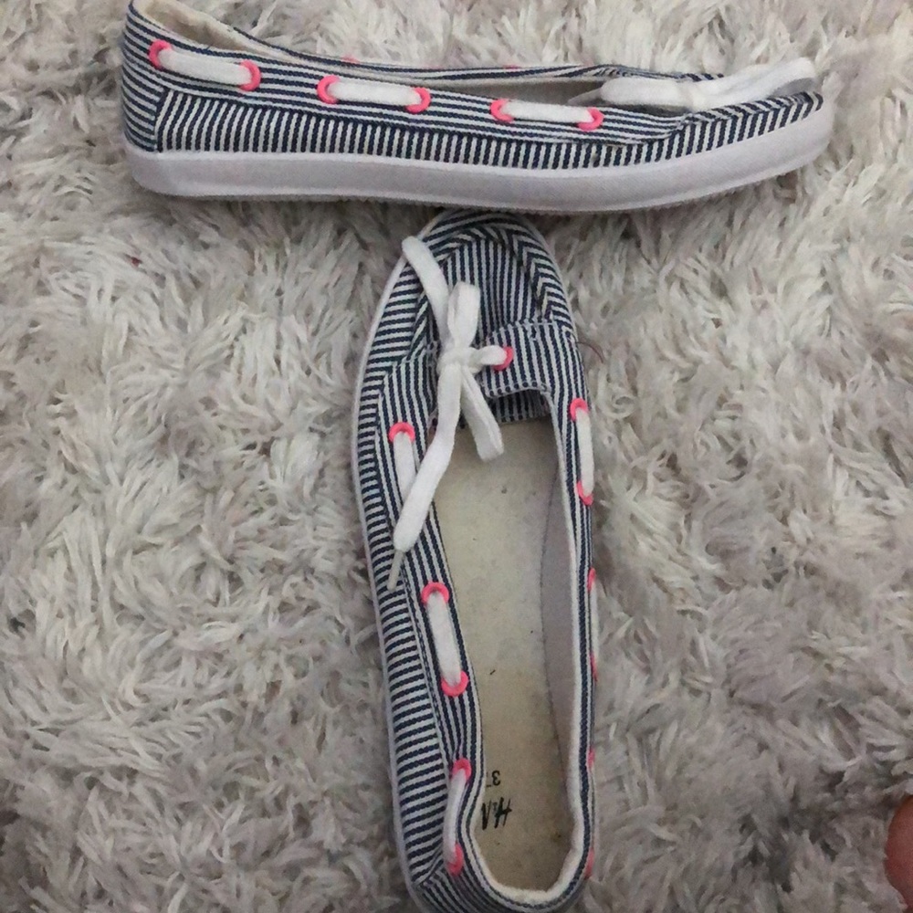 H&M flats - Picture 3 of 3